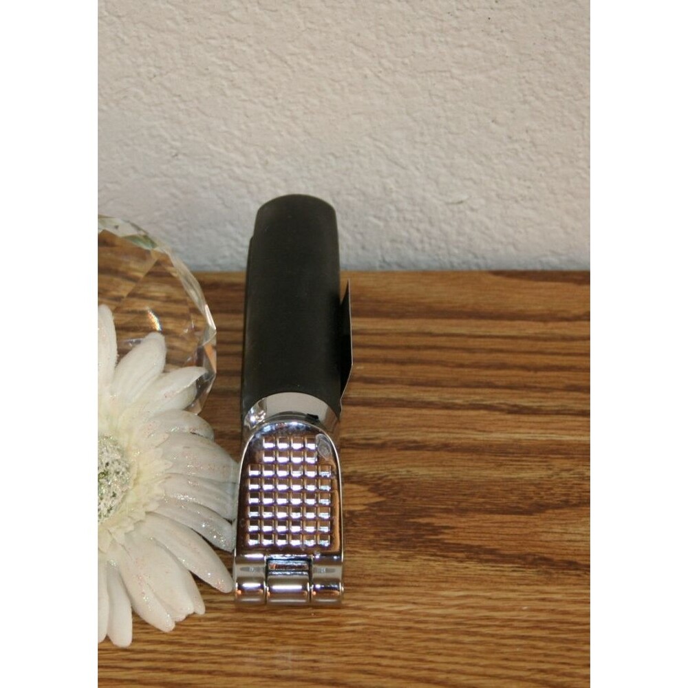 OXO Good Grips Garlic Press Heavy Duty Die Cast Zinc Black Kitchen Tool - Picture 3 of 3